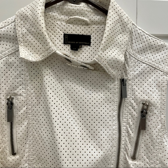 Jeans by Buffalo White Pleather Moto Vest - Picture 3 of 8